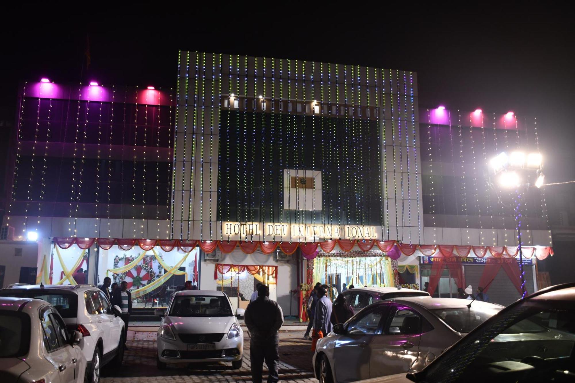 Hotel Dev International Khalilabad Extérieur photo