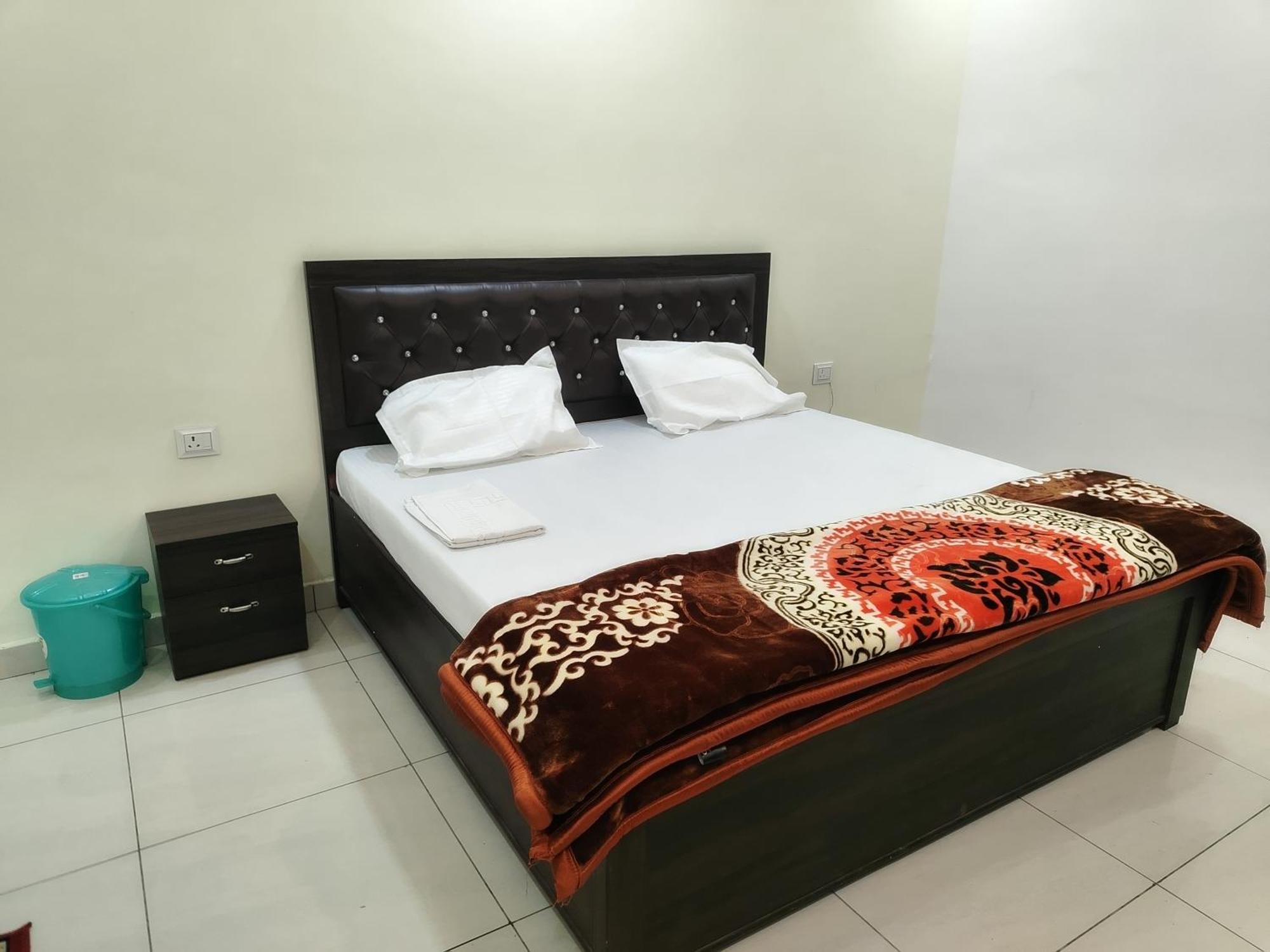 Hotel Dev International Khalilabad Extérieur photo